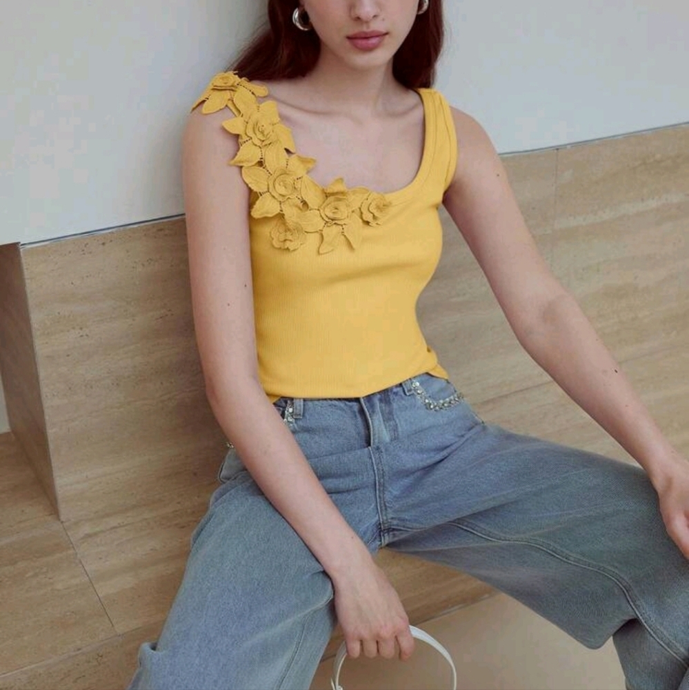 APPLIQUES RIB-KNIT TANK TOP - Picture 4 of 5
